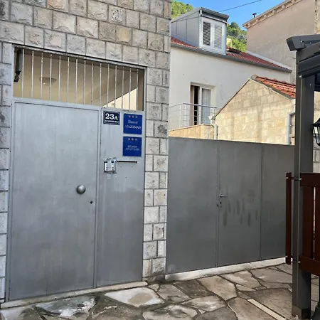 Ivica Apartment